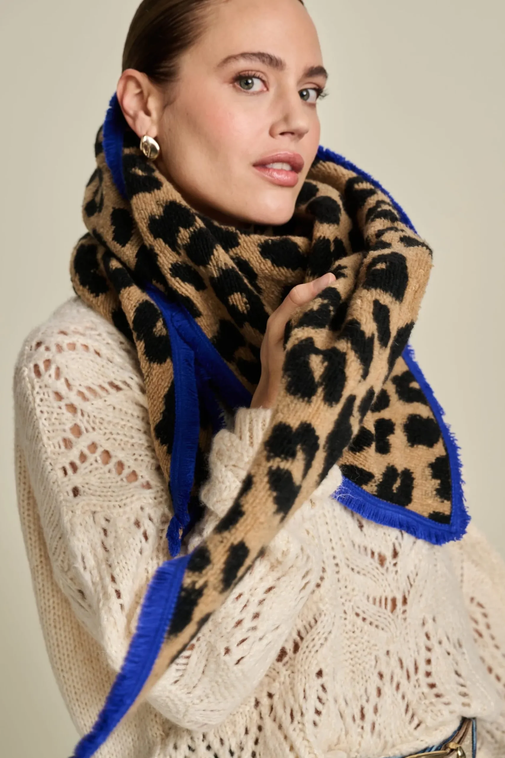 SJAAL Animal Sand Black